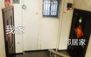 門上掛鏡子對鄰居有啥影響，如何化解？